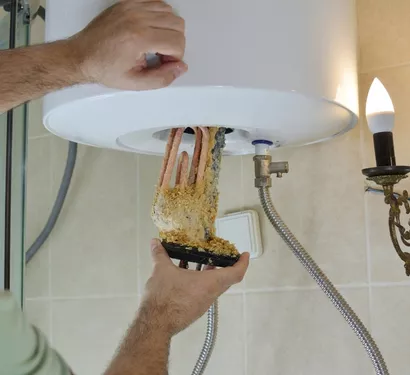 Installing a new water heater in Tempe